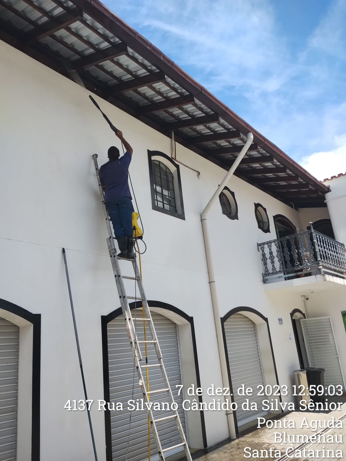 WhatsApp Image 2023-12-09 at 10.15.32.jpeg